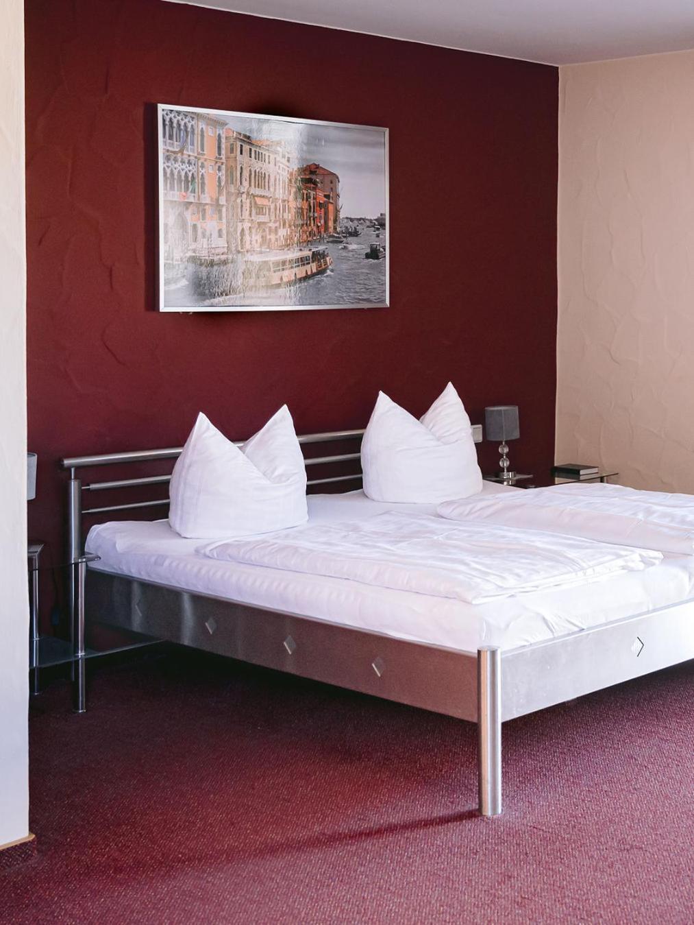 Hotel Landgasthof Zur Alten Scheune Zweibrücken Eksteriør billede